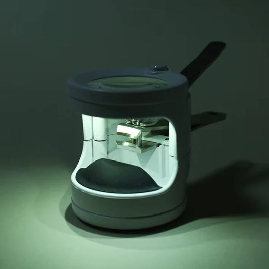 Magnifying Nail Clipper with LED Light